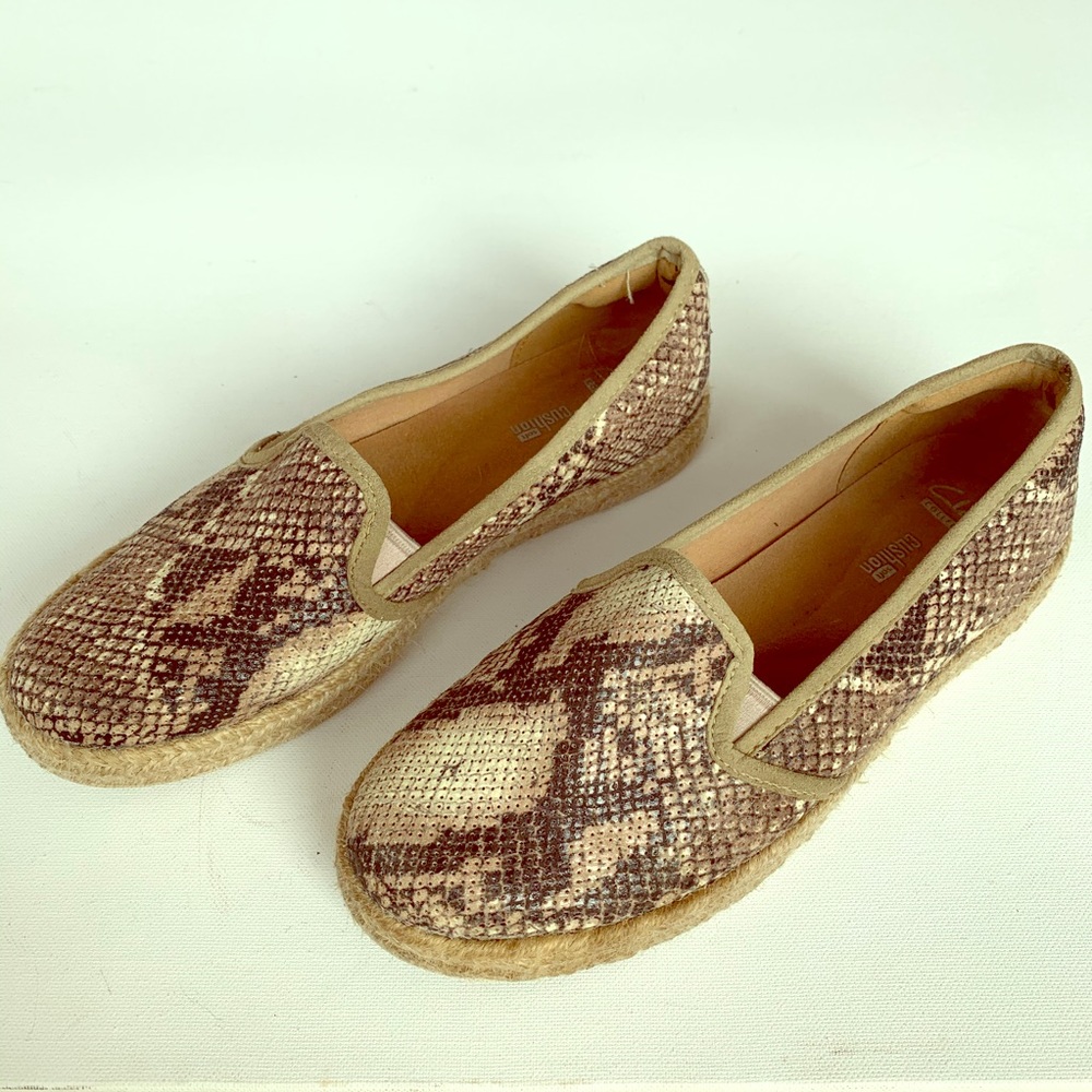 Clarks snake skin slip on espadrilles size 7.5